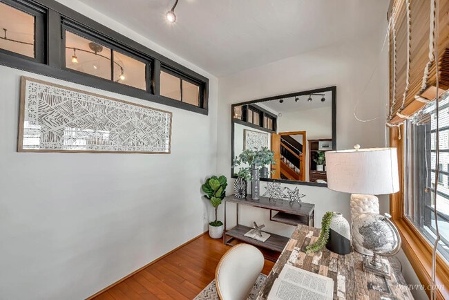 Building Photo - 17 Fresno St