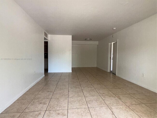 Building Photo - 7919 SW 104th St