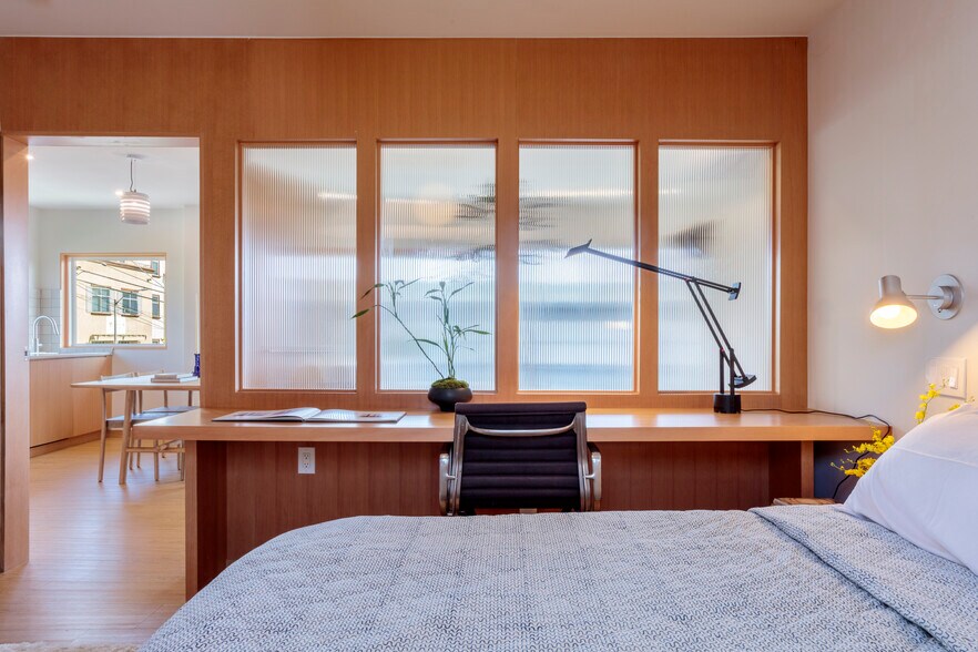 Building Photo - 4603 La Mirada Ave