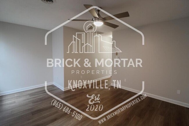 Building Photo - 4045 Heather Ct NW