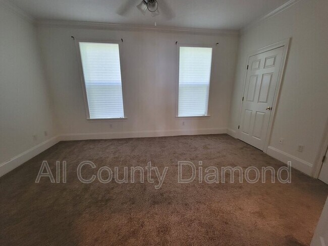 Building Photo - 2617 Cypress St