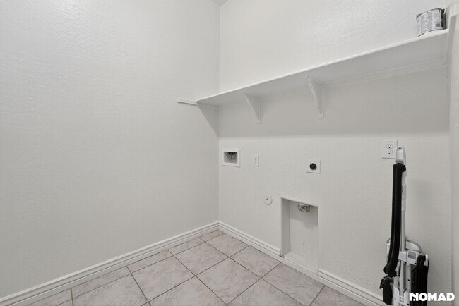 Building Photo - 20840 E Reins Rd