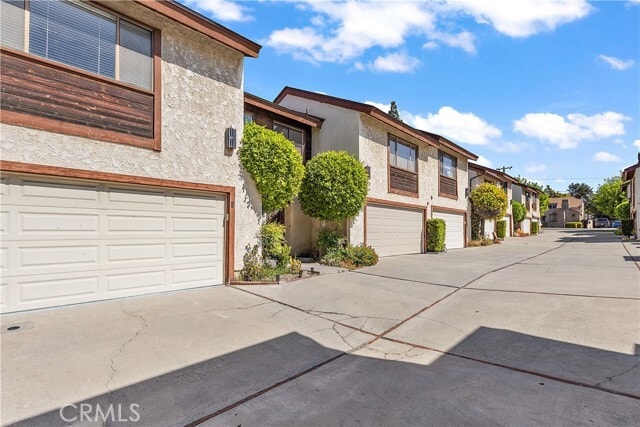 Building Photo - 235 E Foothill Blvd