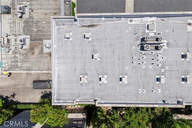 Building Photo - 253 N Bush St