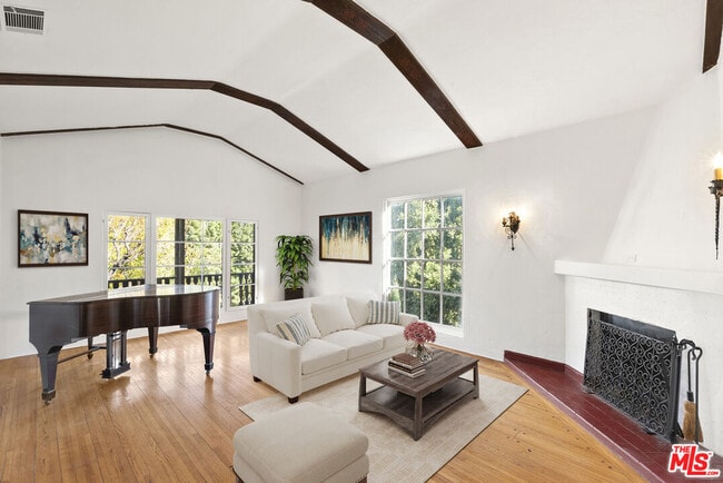 Building Photo - 2901 Angus St