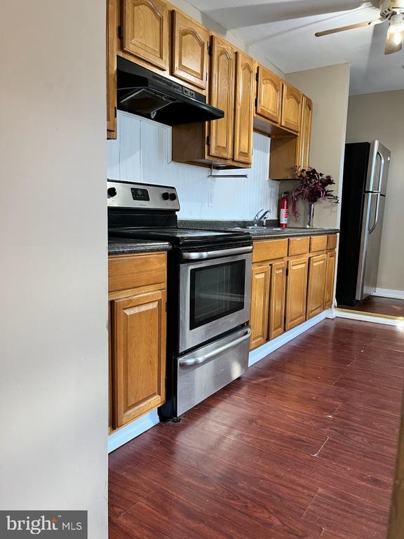 Building Photo - 1624 Fairview St