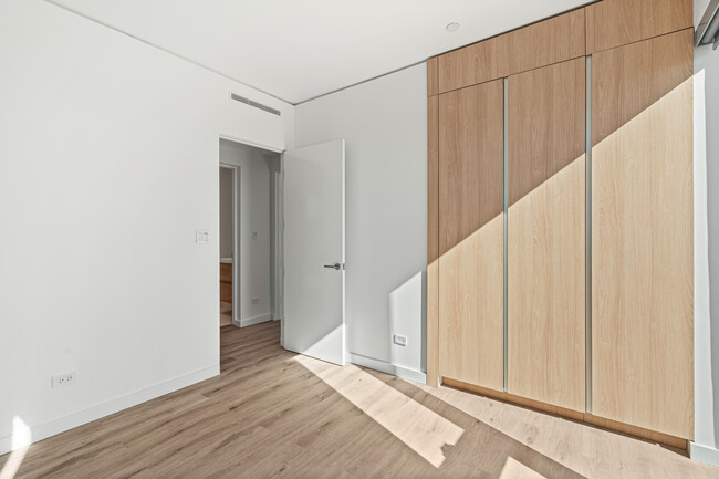 Building Photo - 13852 Scenic Crest Cir