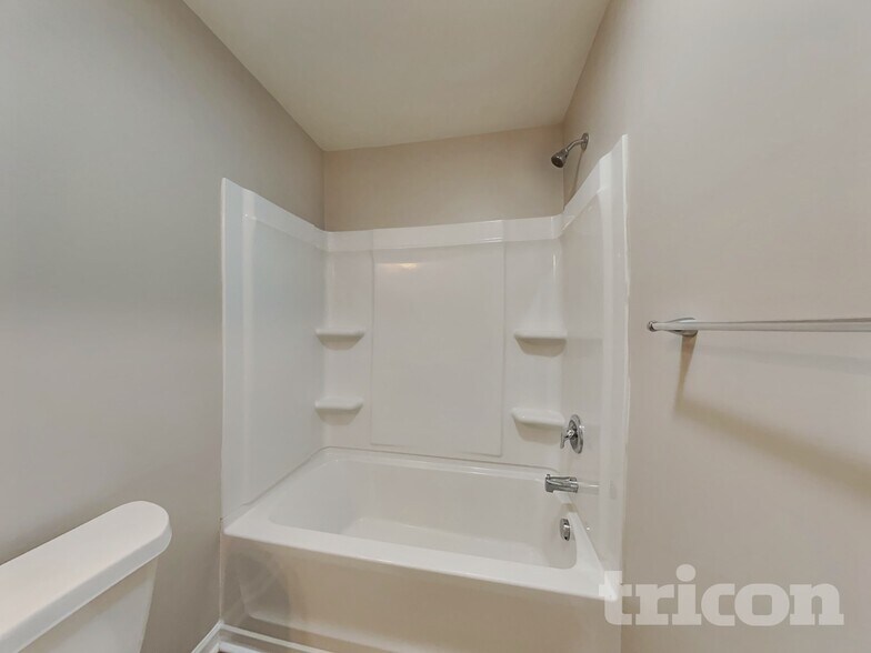 Building Photo - 230 Jobe Dr