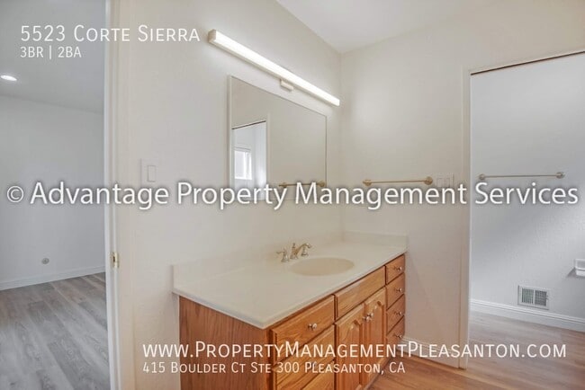 Building Photo - 5523 Corte Sierra