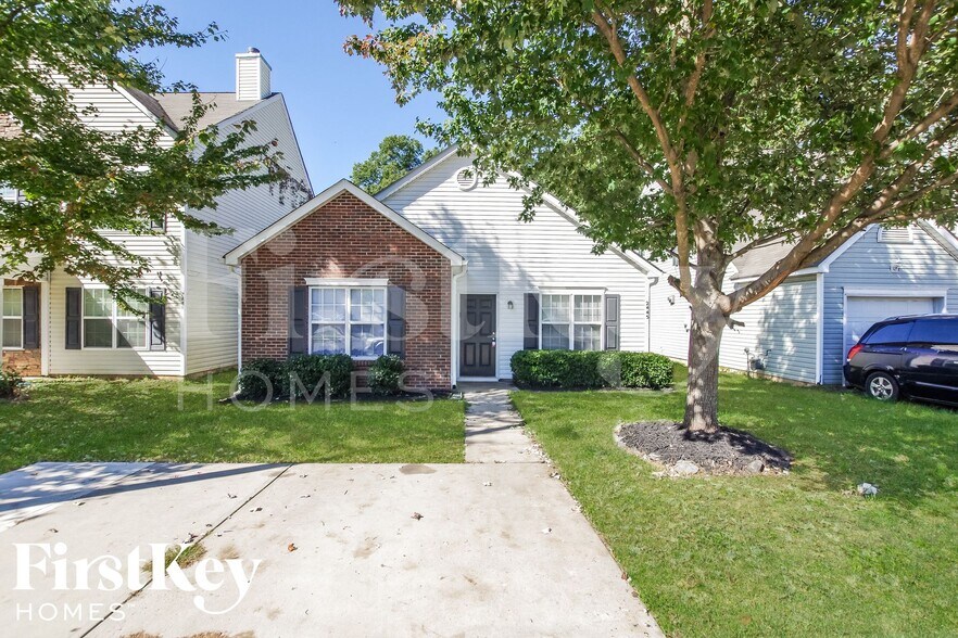 Primary Photo - 2445 Anna Garrison Rd