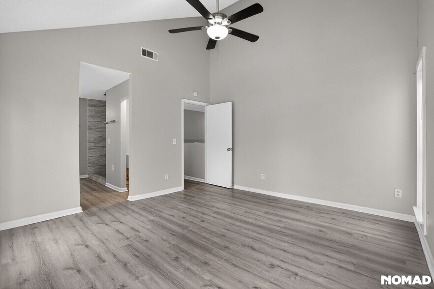 Building Photo - 17805 Villa Way Dr