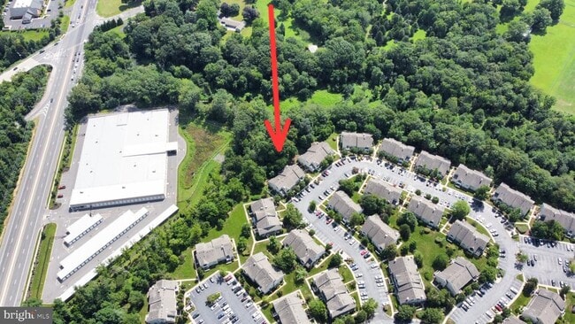 Building Photo - 1207 Yarmouth Ln