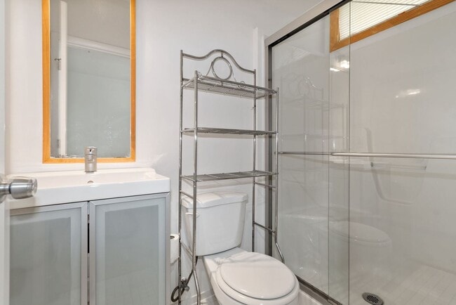 Building Photo - Modern 2B/2B with Parking | Minutes to Brookland Metro, Catholic University, MedStar & Children’s...