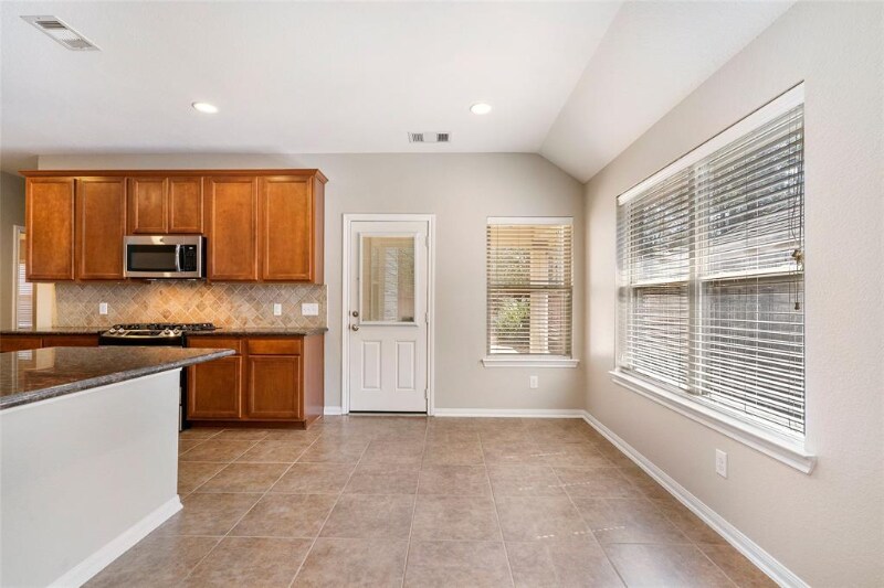 Building Photo - 139 N Hawkhurst Cir