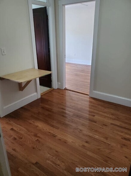 Building Photo - 1191 Boylston St