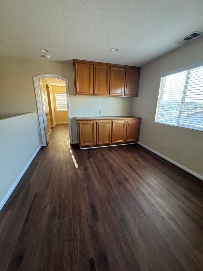 Building Photo - 1195 Dutch Mill Rd