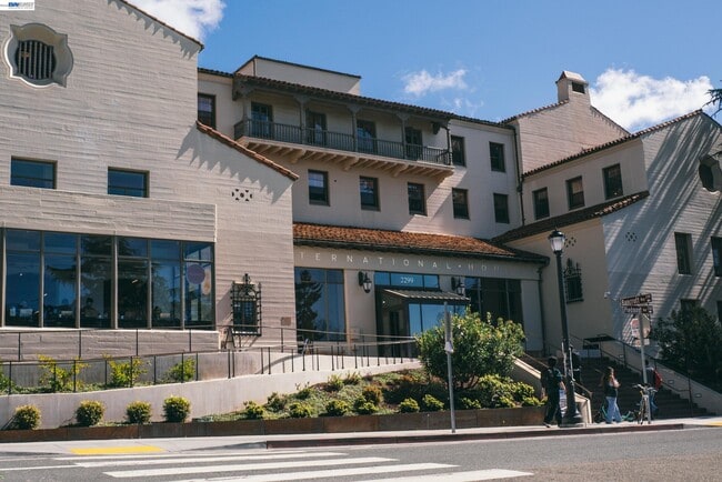 Building Photo - 2905 Channing Way