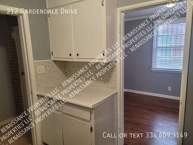 Building Photo - 212 Gardendale Dr