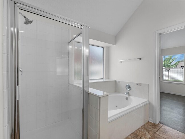 Building Photo - 18634 S Wimbledon Dr