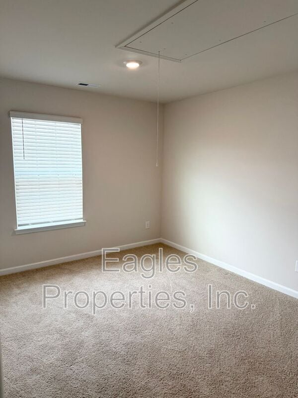 Building Photo - 1423 N Wilshire Ct