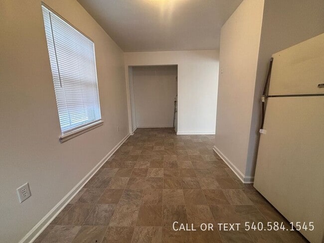 Building Photo - 2828 Idlewild Blvd NE