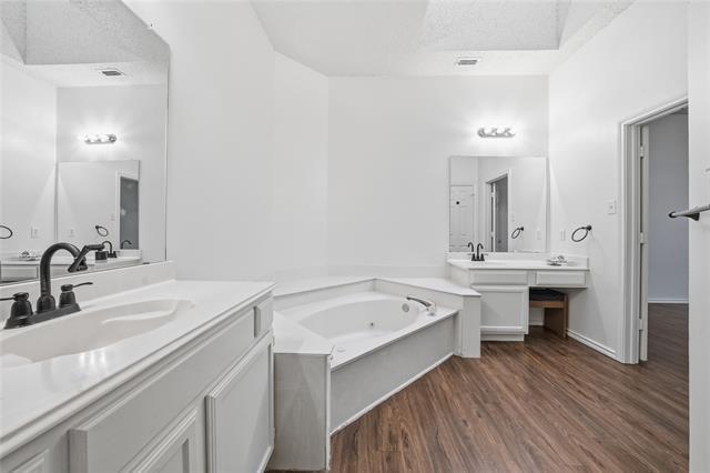 Building Photo - 2226 McIntosh Dr