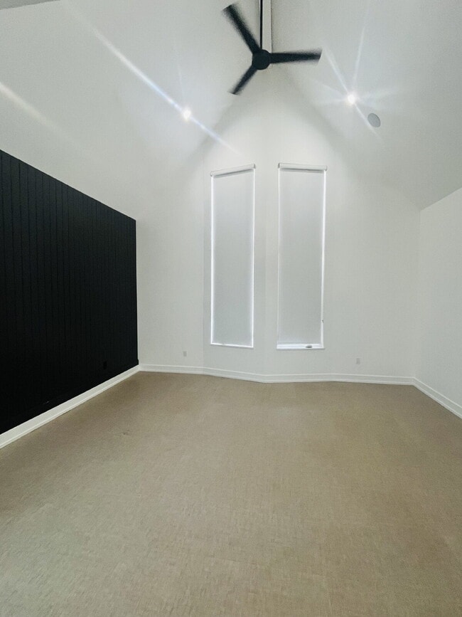 Building Photo - Beautiful 2020 Parade Home in Escondido Ranch