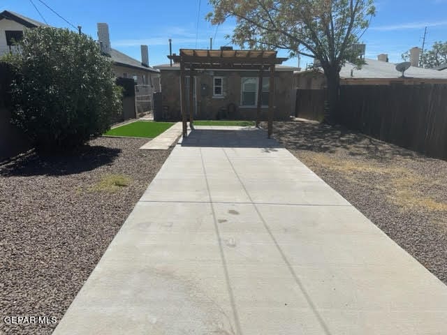 Building Photo - 3025 E Missouri Ave