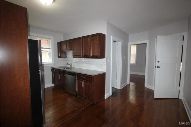 Building Photo - 3965 Potomac St