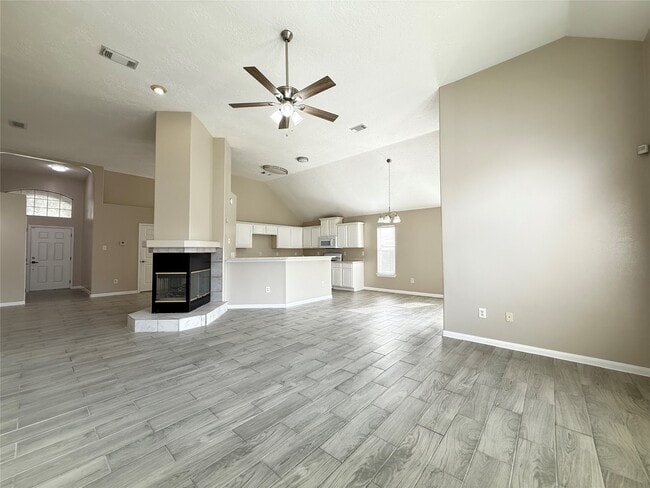 Building Photo - 6111 Settlers Village Dr