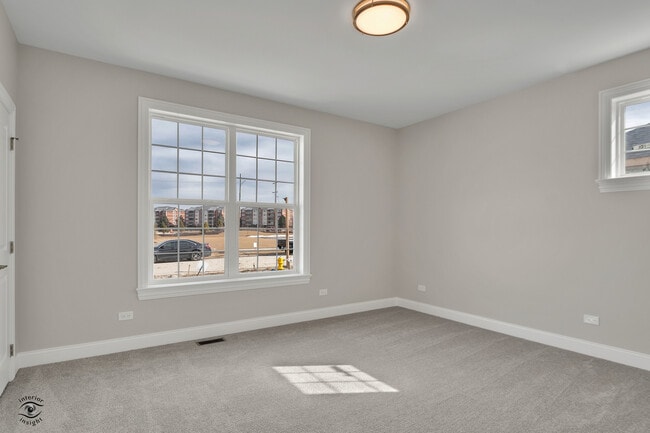 Building Photo - 8022 Bradley Dr