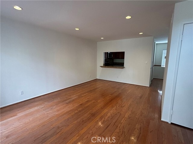 Building Photo - 2931 Plaza del Amo