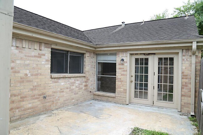 Building Photo - 2338 Sunset Trail
