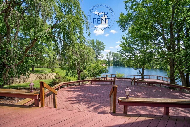 Building Photo - 7255 E Baldwin Rd