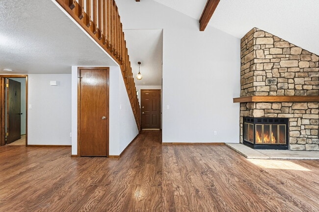 Building Photo - $2,595.95  - 3 Bed, 2 bath Condo with Lofted Bonus Space and In Unit Laundry!
