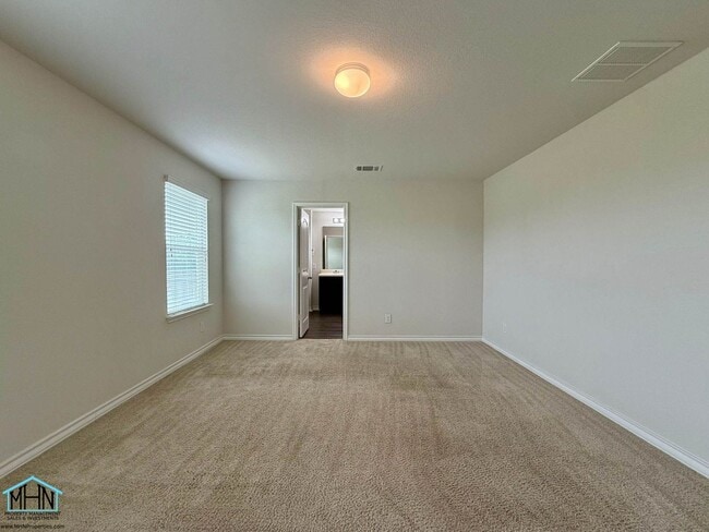 Building Photo - Spacious Single-Story Home in Whisper Falls Community with easy access to Highway 90 and Loop 160...