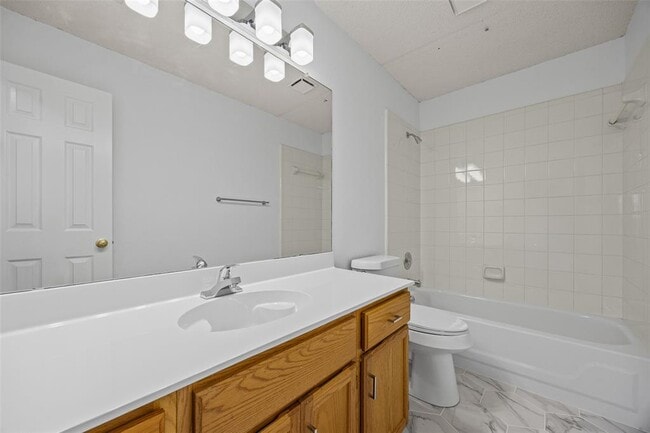 Building Photo - 8417 Cornerwood Dr