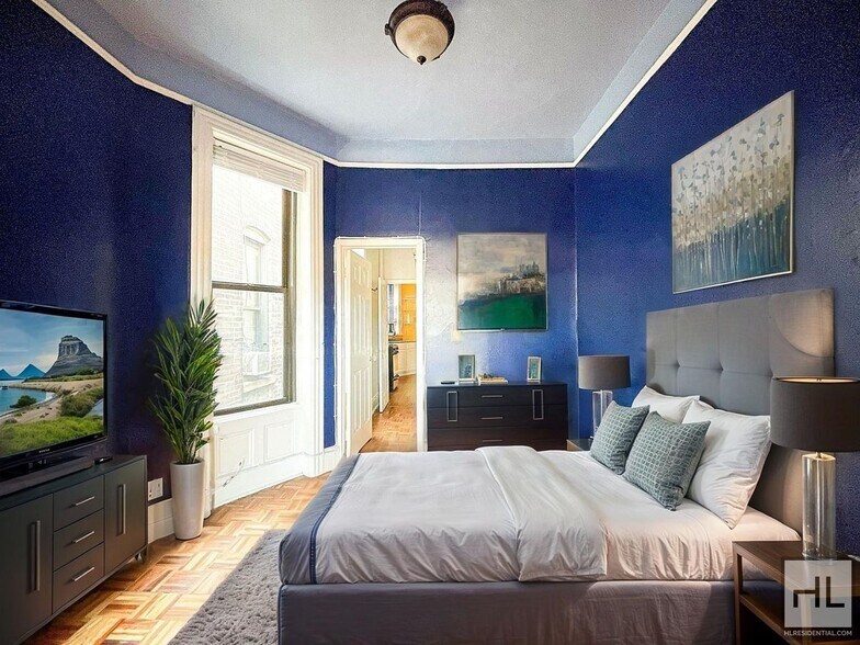 Building Photo - AMSTERDAM AVENUE