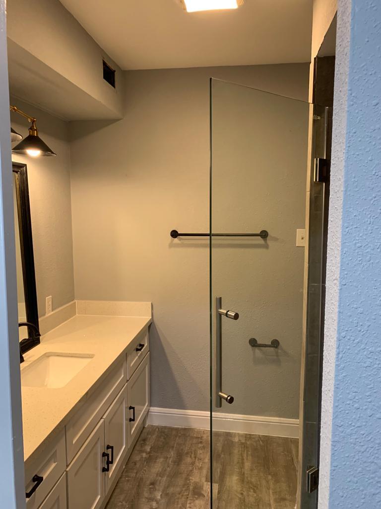 Building Photo - 1900 Peach Ave