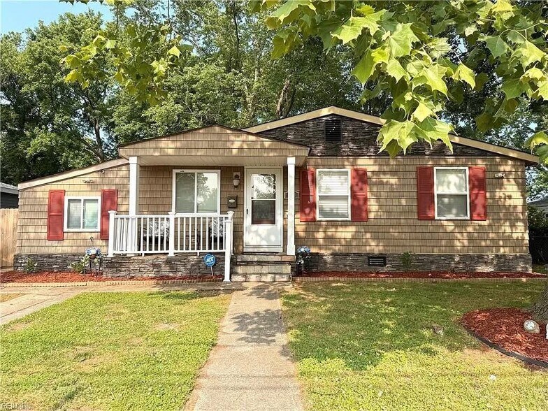 Primary Photo - 138 Ransone St