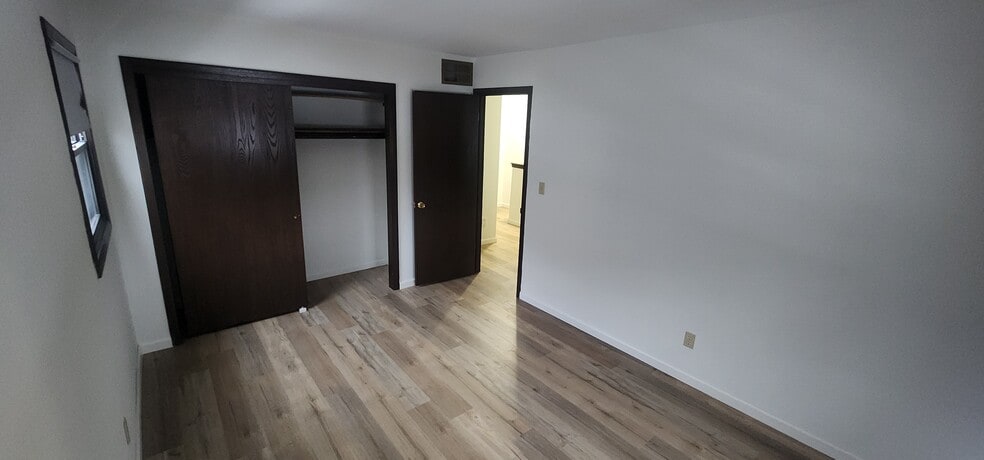 Building Photo - 8101 W Tripoli Ave