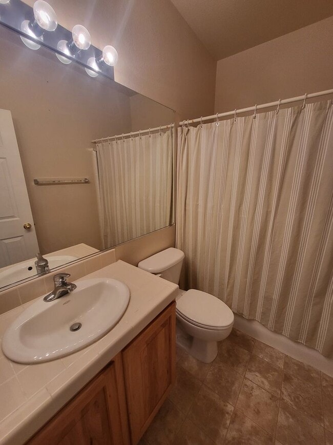 Building Photo - 353 Royal Troon Dr