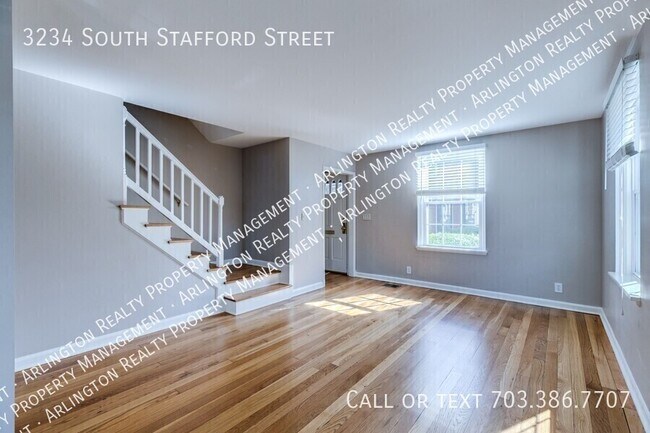 Building Photo - 3234 S Stafford St