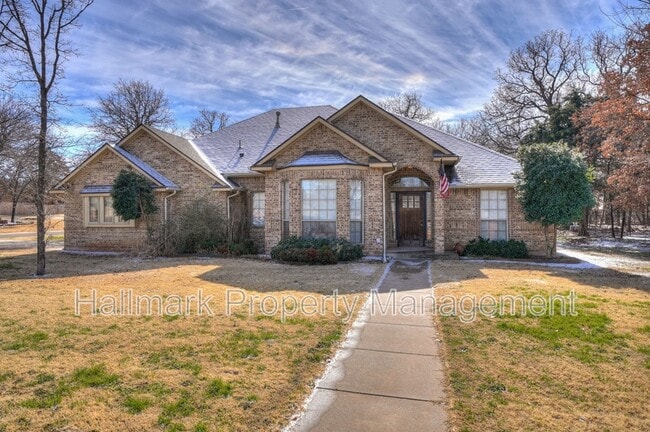 Primary Photo - 1042 Hidden Oaks Way