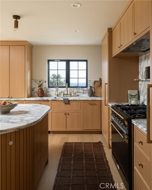 Building Photo - 2703 Via Montecito
