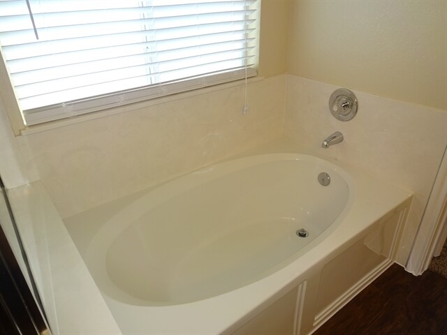 Building Photo - 1725 Jerusalem Dr