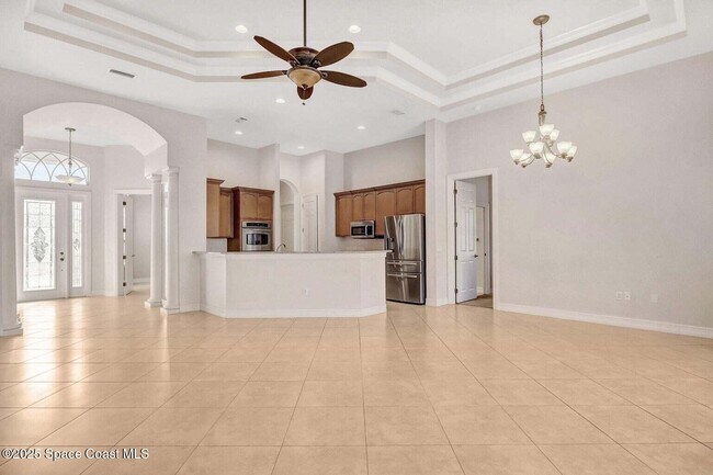 Building Photo - 6565 Arroyo Dr