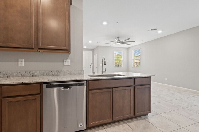 Building Photo - Modern 3-Bedroom + Loft Near VA Hospital