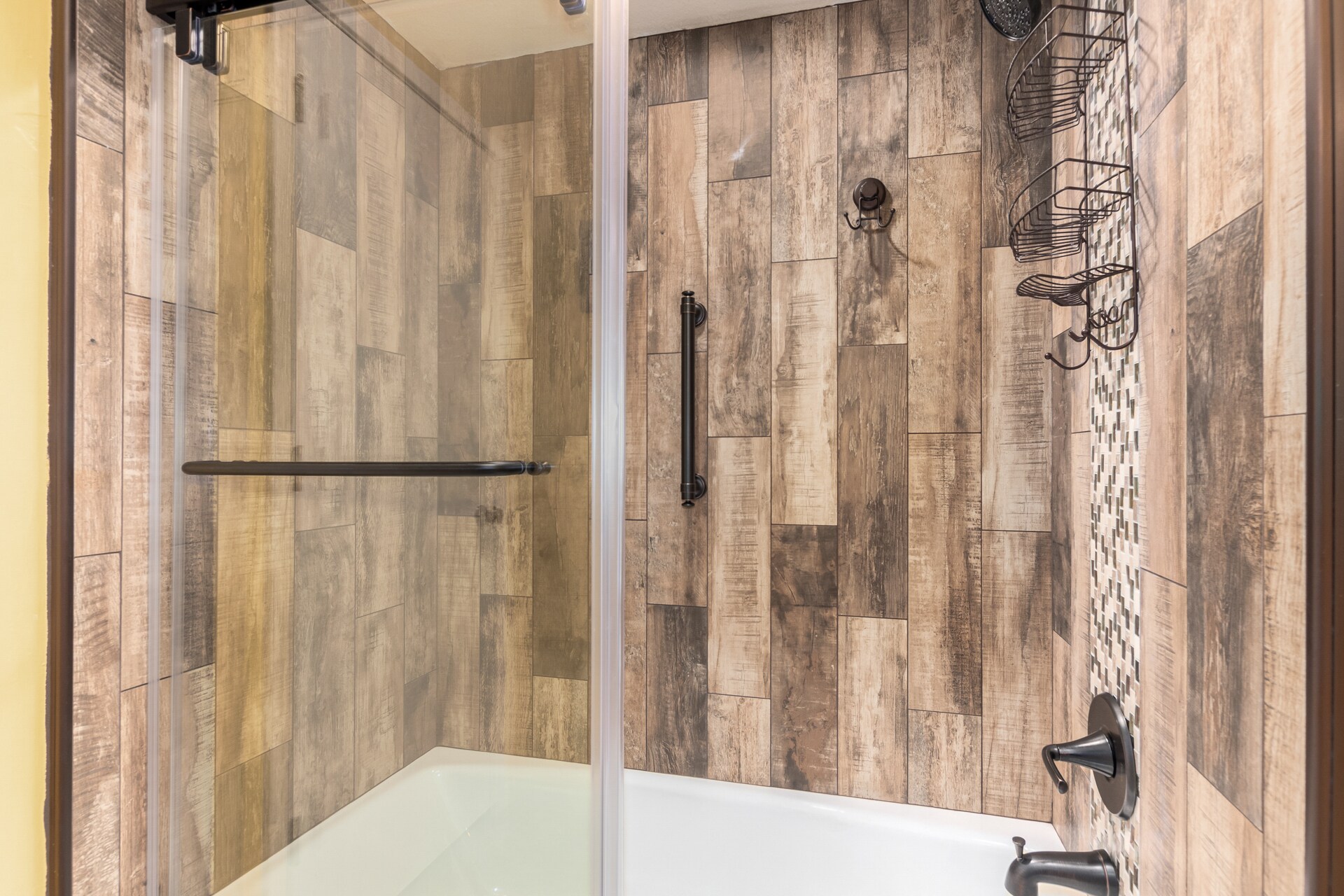 Building Photo - 25609 N Forest Rd