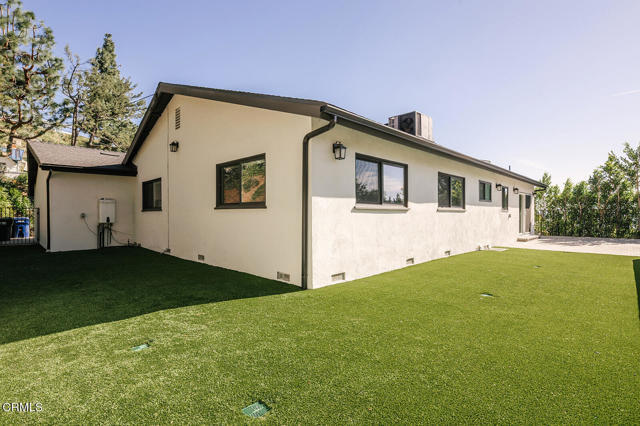 Building Photo - 5447 Rock Castle Dr